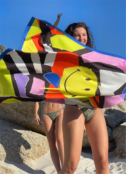 Thumbnail - Maaji Smiledelic Florelia Beach Blanket - 1